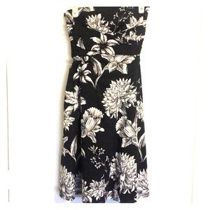 White House Black Market Strapless Dress